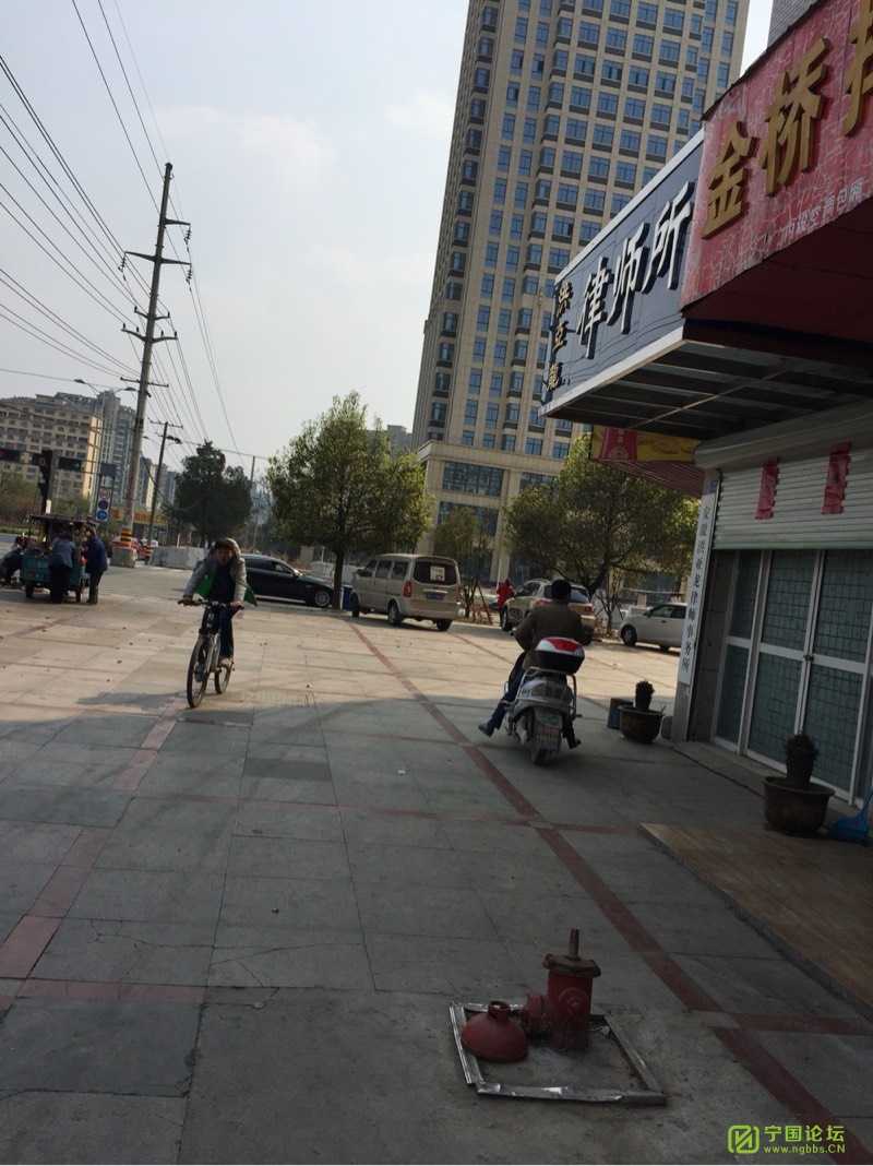 大慈庵诚信大厦旁这个消防栓归哪个单位负责?