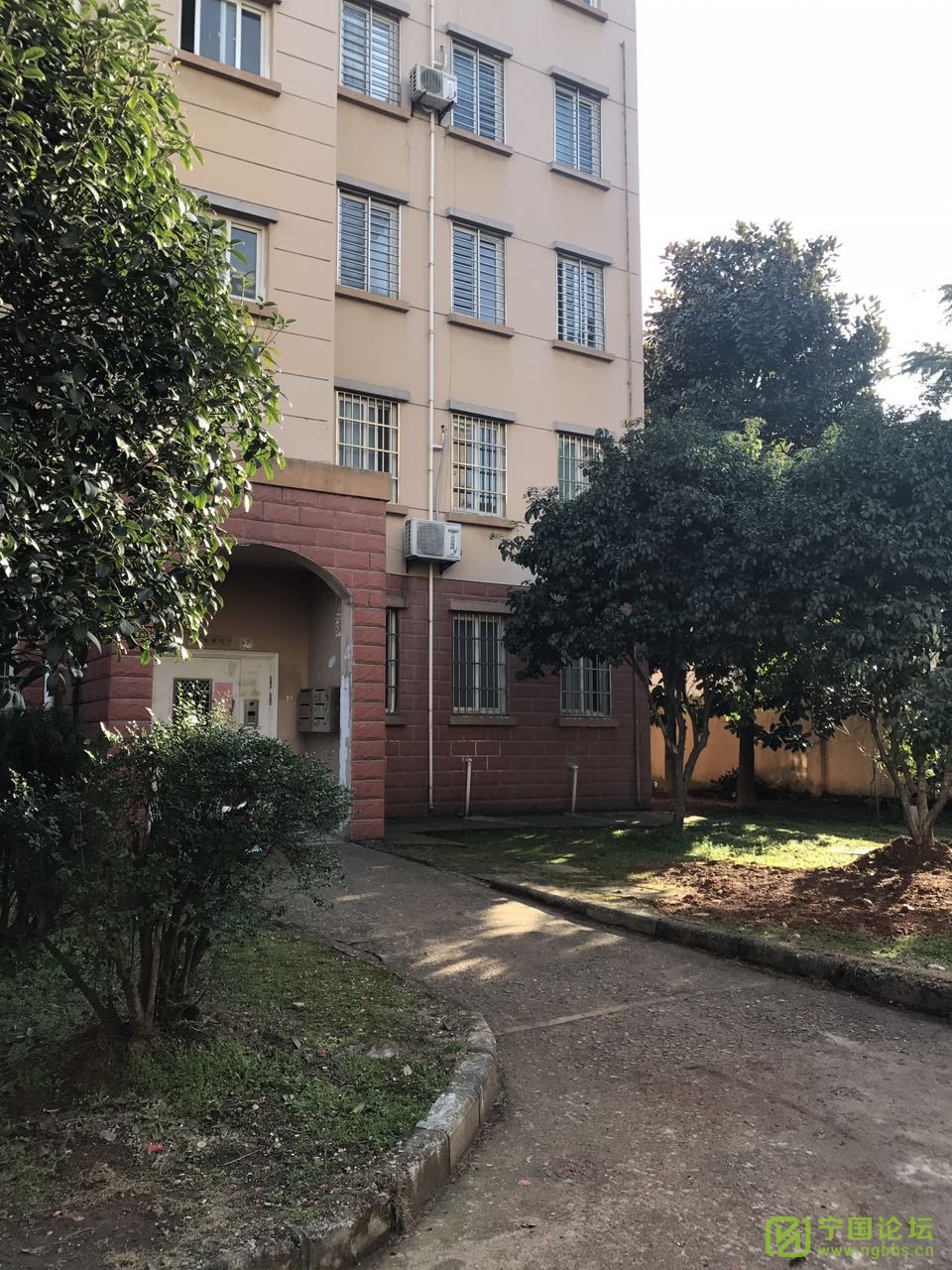 宁馨花园复式楼,一层 二层,共155平米,简装,85万,非中介