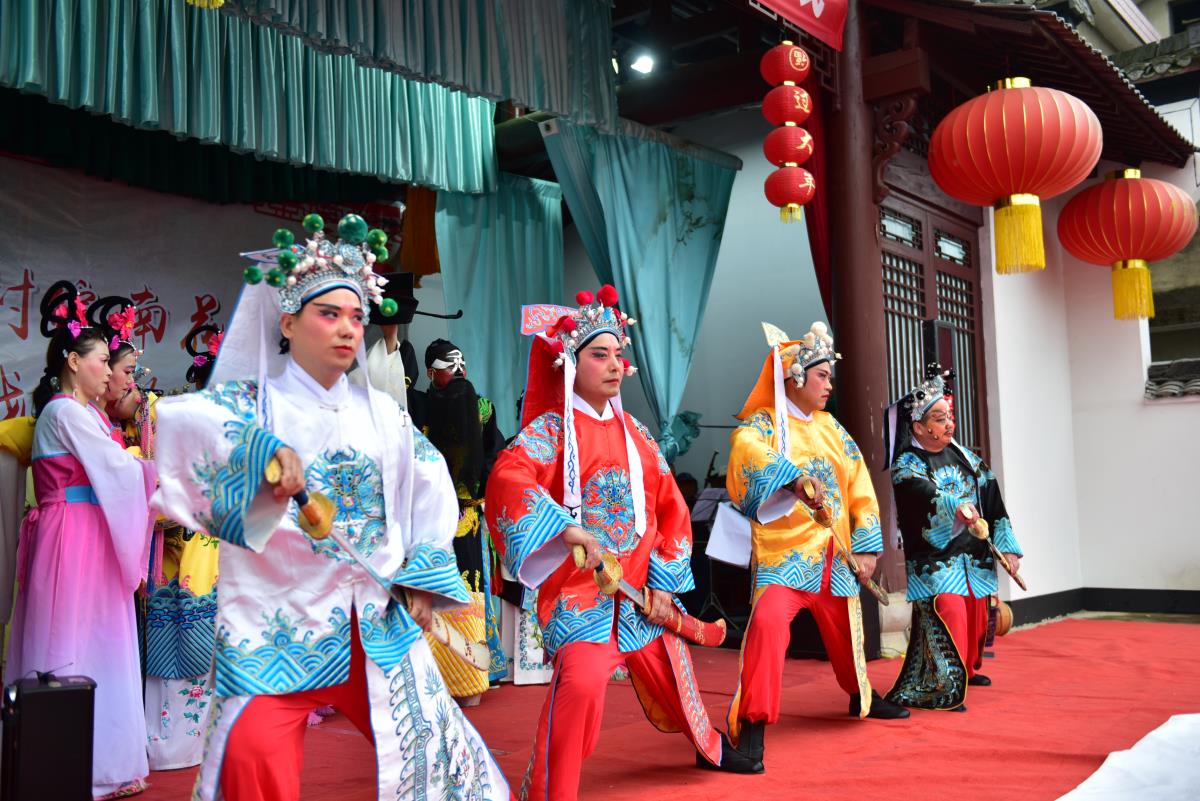 4月28日西村戏村皖南花鼓戏继续唱响西村花鼓戏大舞台