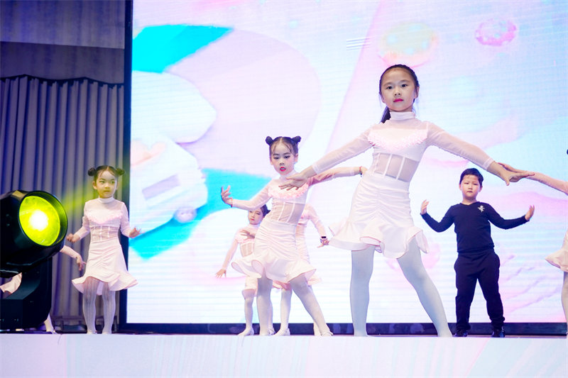 趯ǹ⡤ֳɳ赸ѵѧУר㱨չԲɹ - ̳ - DSC02116.jpg