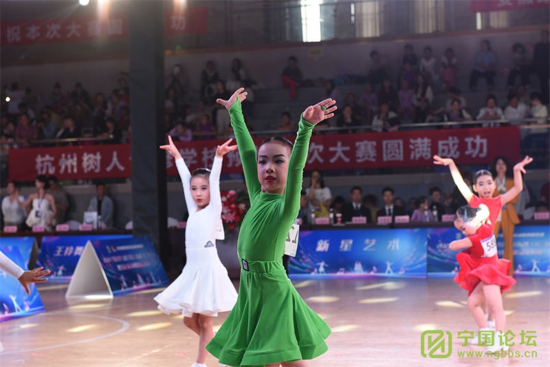 趯ഺ2024е߽赸裩ǹԲĻ - ̳ - 1 (99).jpg