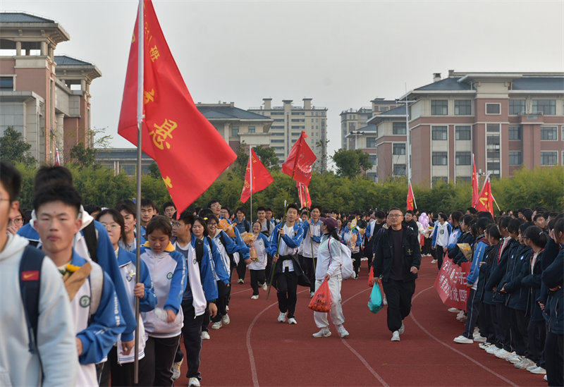 ഺ־ ܽǳѧչ2025꼶Զ - ̳ - DSC_9842.JPG