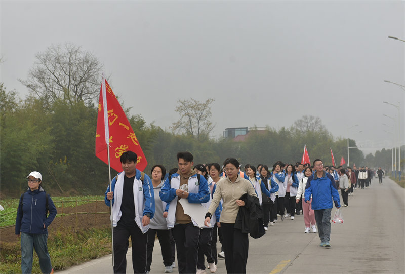 ഺ־ ܽǳѧչ2025꼶Զ - ̳ - DSC_8610.JPG