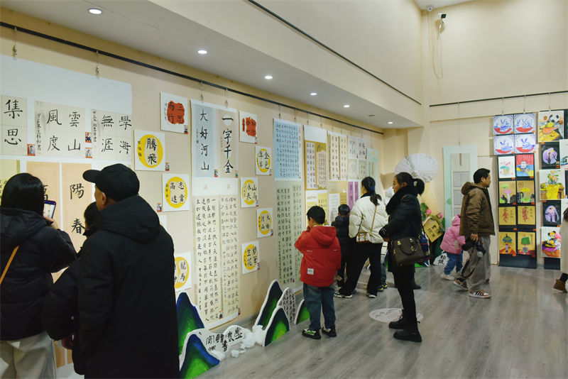 żԺʮߵĽ조١żӢѧԱƷ㱨չĻ - ̳ - DSC_4493.jpg